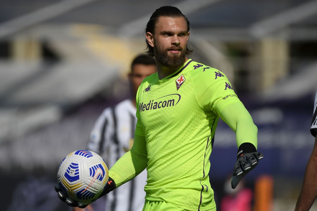 Bartlomiej Dragowski of ACF Fiorentina reacts during the