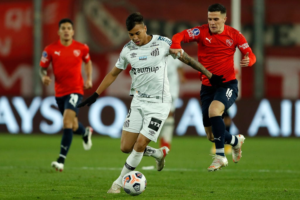 Independiente v Santos - Copa CONMEBOL Sudamericana 2021