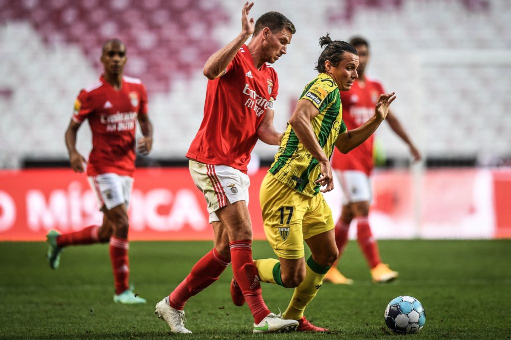 FBL-POR-LIGA-BENFICA-TONDELA