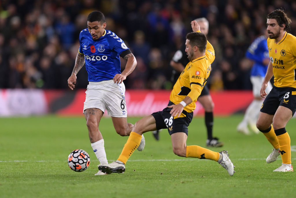 Wolverhampton Wanderers v Everton FC - Premier League