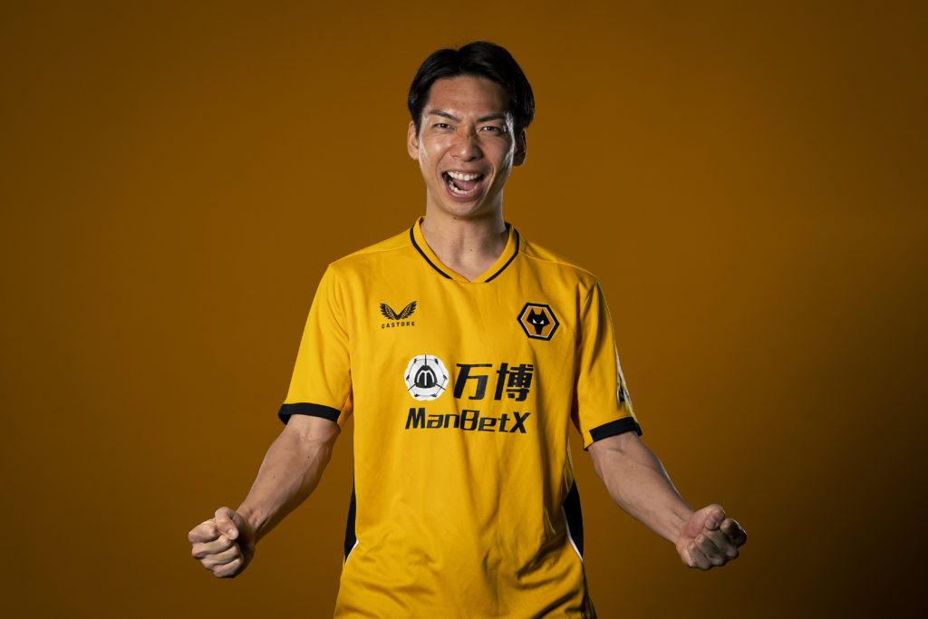 Wolverhampton Wanderers Unveil New Signing Hayao Kawabe