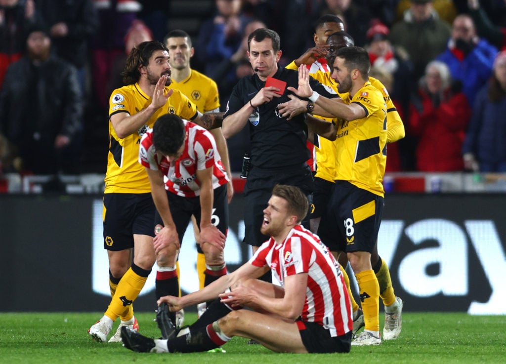 Brentford v Wolverhampton Wanderers - Premier League