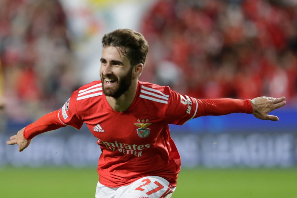 SL Benfica v FC Barcelona: Group E - UEFA Champions League