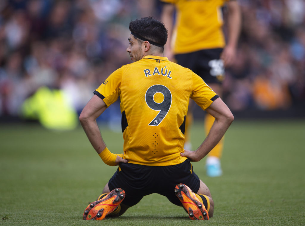 Burnley v Wolverhampton Wanderers - Premier League