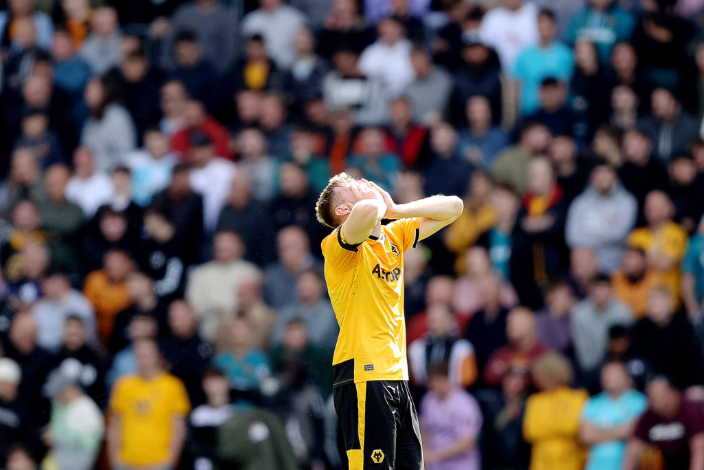 Wolverhampton Wanderers v Manchester City - Premier League