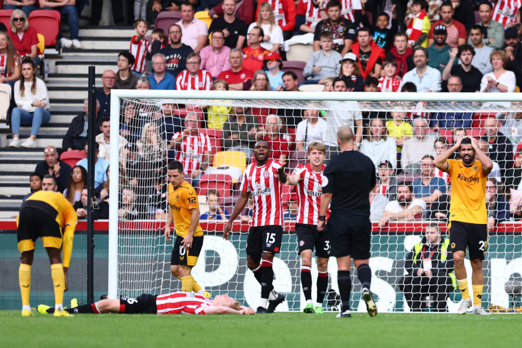 Brentford FC v Wolverhampton Wanderers - Premier League