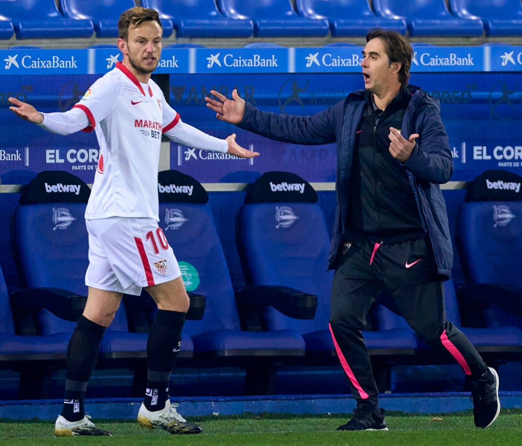 Deportivo Alavés v Sevilla FC - La Liga Santander