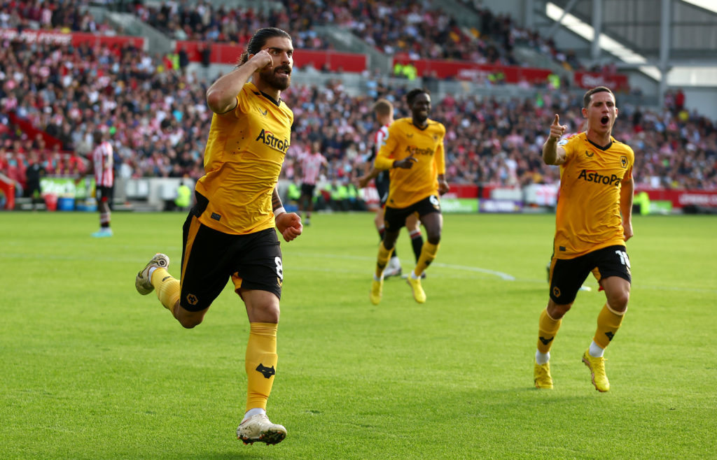 Brentford FC v Wolverhampton Wanderers - Premier League