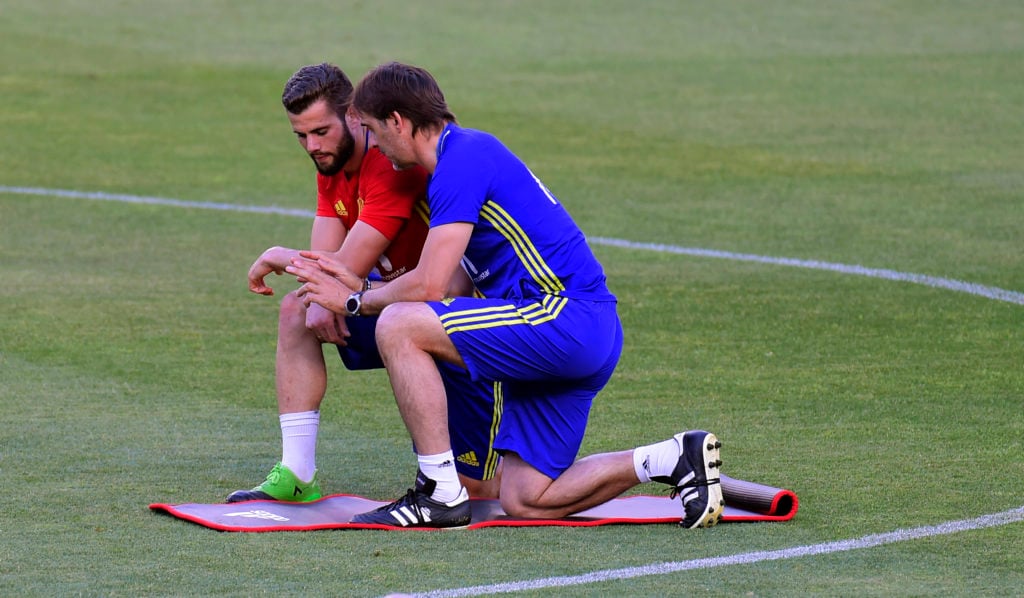 FBL-ESP-COL-FRIENDLY-TRAINING