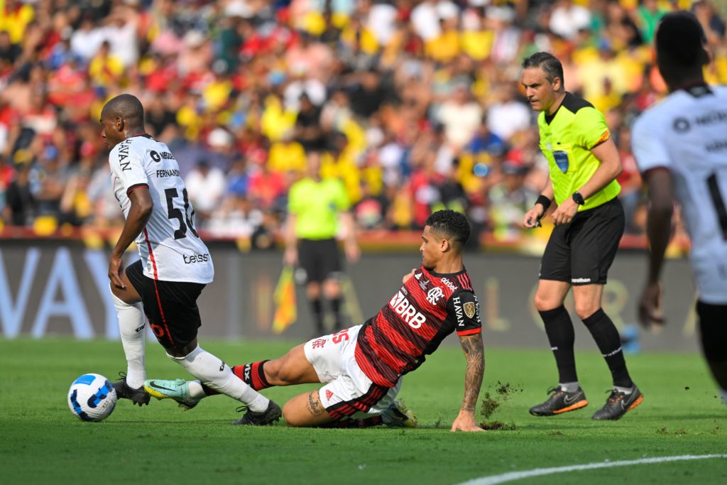 FBL-LIBERTADORES-FLAMENGO-PARANAENSE