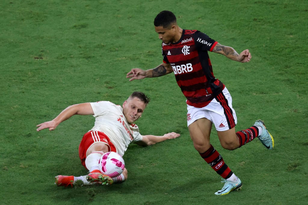 Flamengo v Internacional - Brasileirao 2022