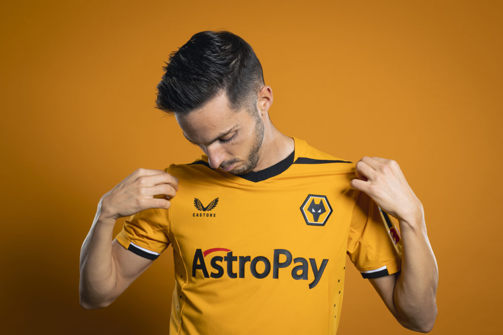 Wolverhampton Wanderers Unveil New Signing Pablo Sarabia