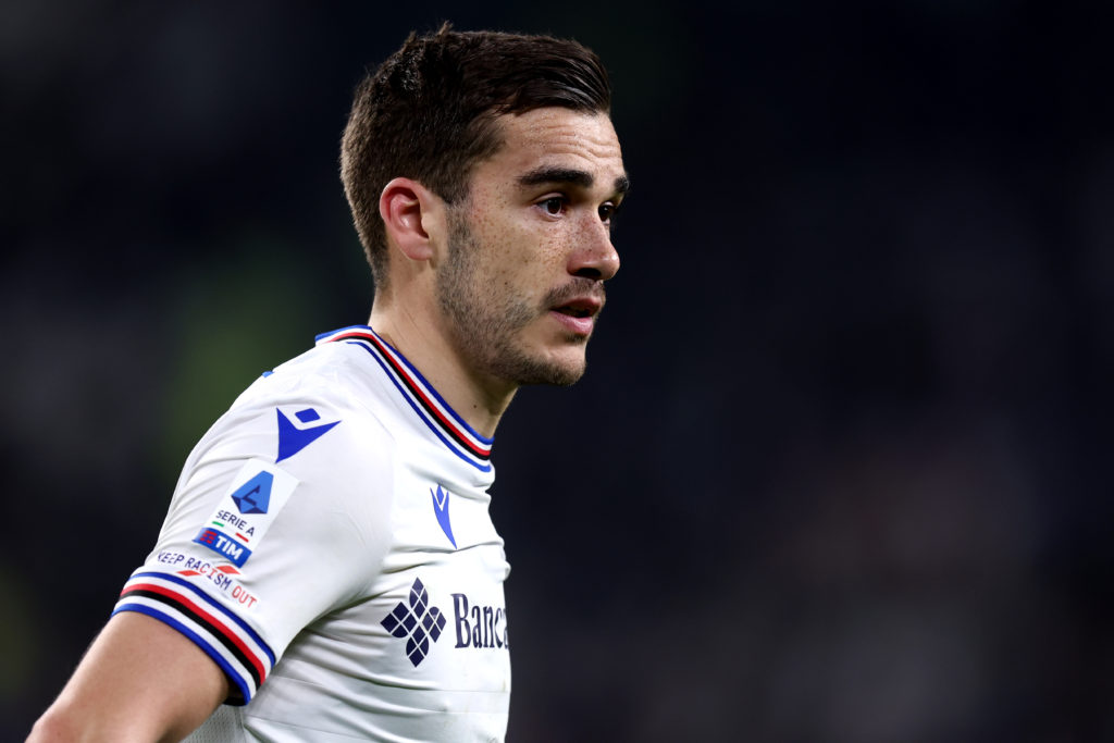 Harry Winks of Uc Sampdoria  looks on during the Serie A