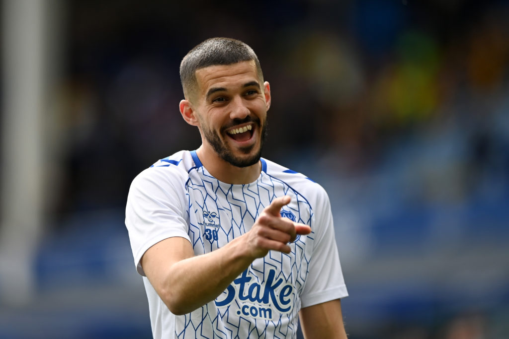 Everton FC v Fulham FC - Premier League