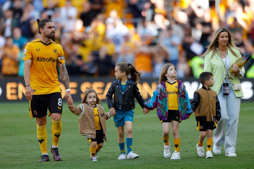 Wolverhampton Wanderers v Everton FC - Premier League
