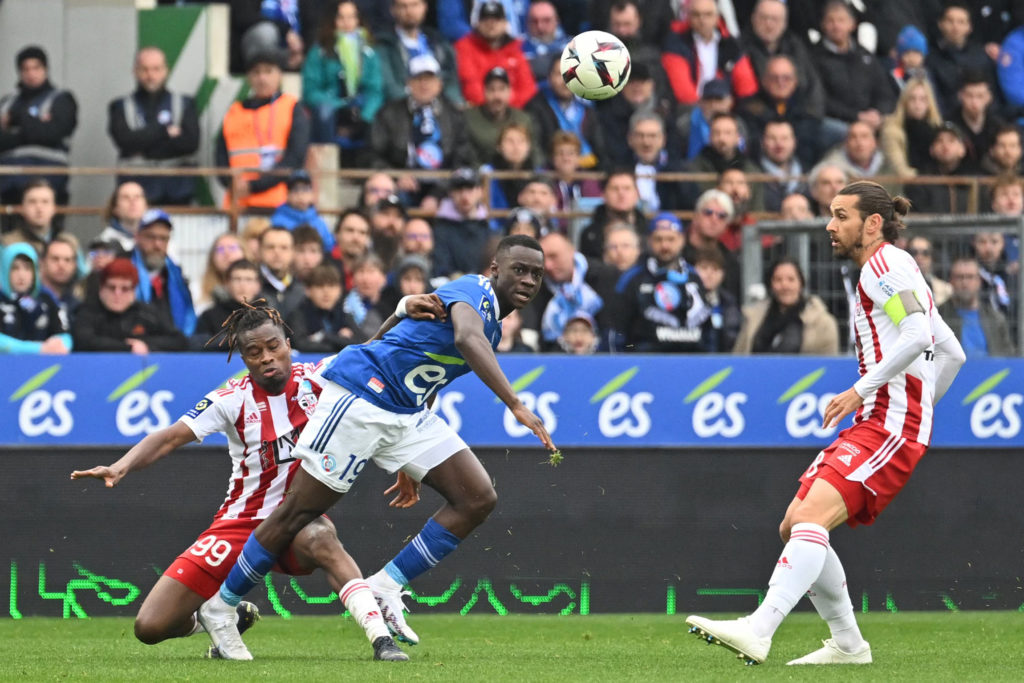 FBL-FRA-LIGUE1-STRASBOURG-AJACCIO