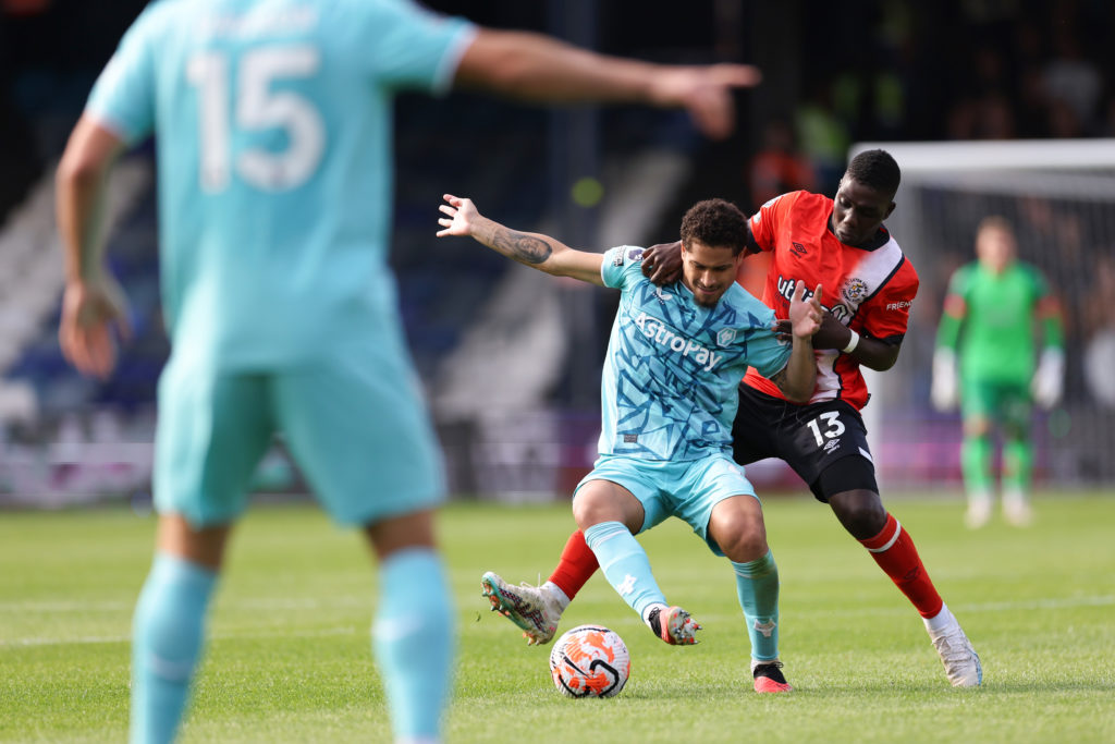 Luton Town v Wolverhampton Wanderers - Premier League