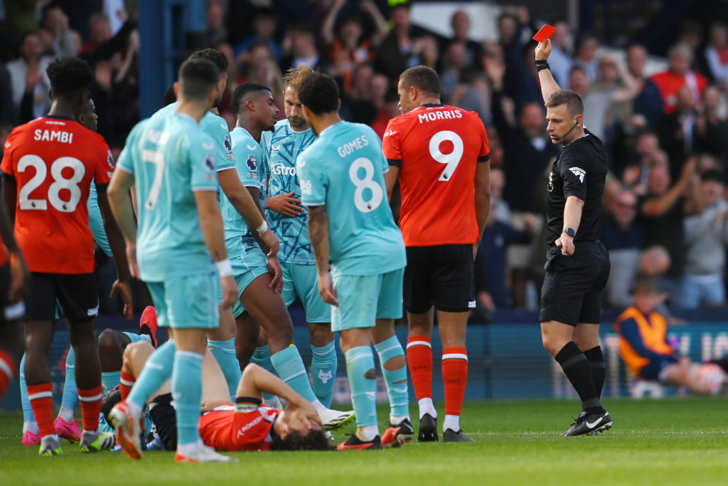 Luton Town v Wolverhampton Wanderers - Premier League