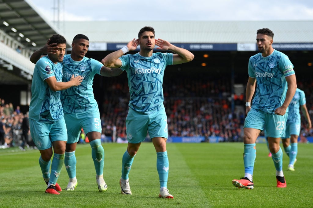 Luton Town v Wolverhampton Wanderers - Premier League