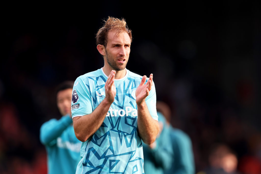 Luton Town v Wolverhampton Wanderers - Premier League