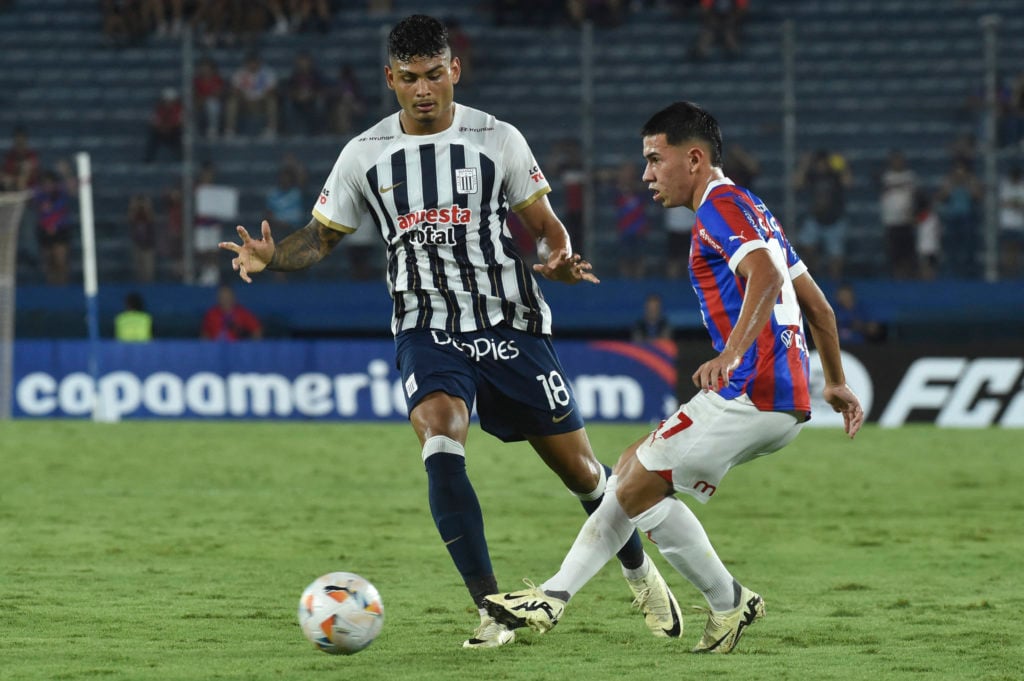 FBL-LIBERTADORES-CERROPORTEÑO-ALIANZA