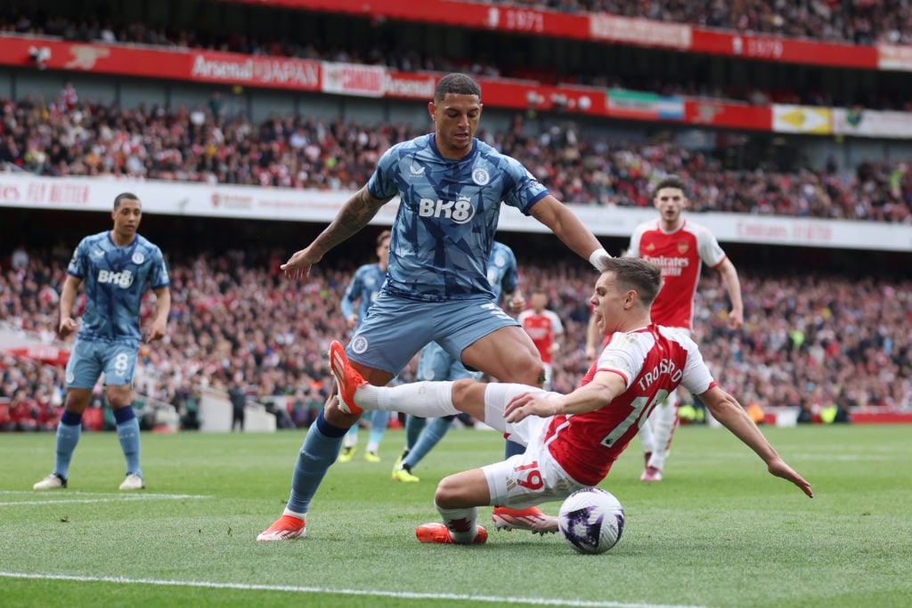Arsenal FC v Aston Villa - Premier League