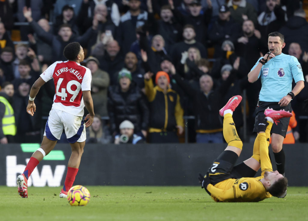 Wolverhampton Wanderers FC v Arsenal FC - Premier League