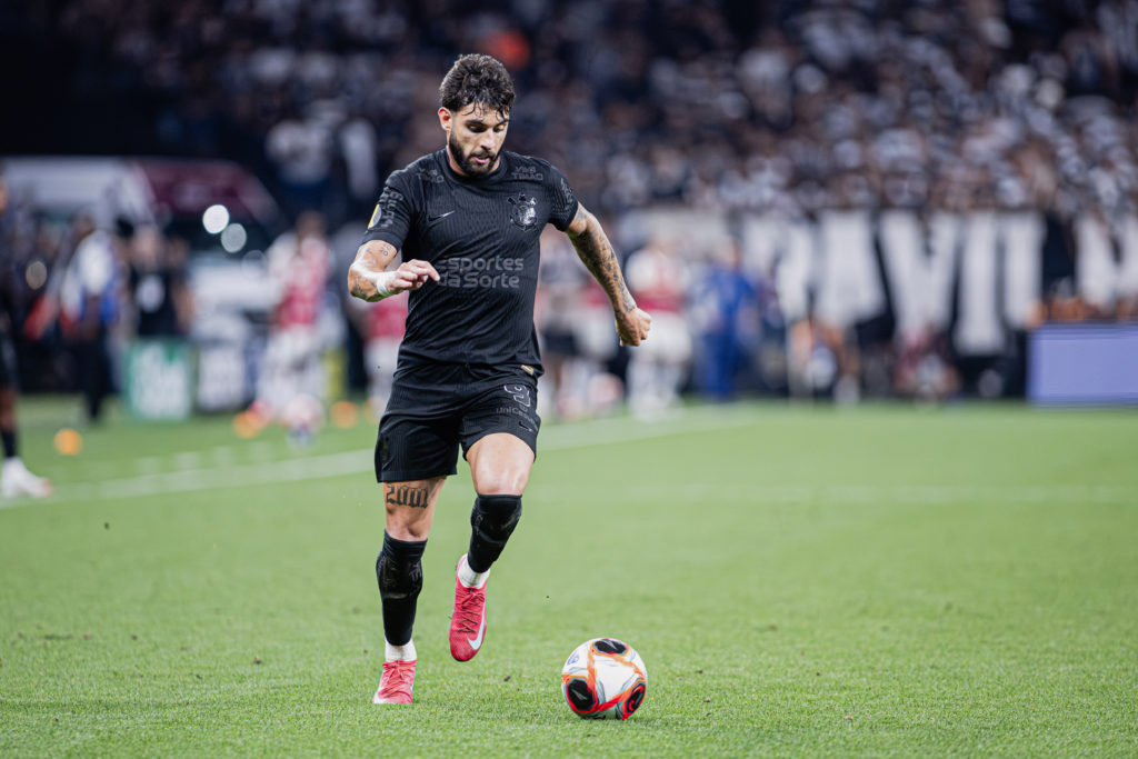 Corinthians v Santos - Campeonato Paulista 2025