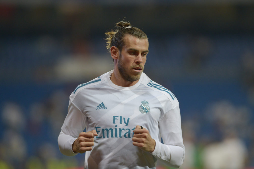 Gareth Bale looks on during Real Madrid vs Real Betis