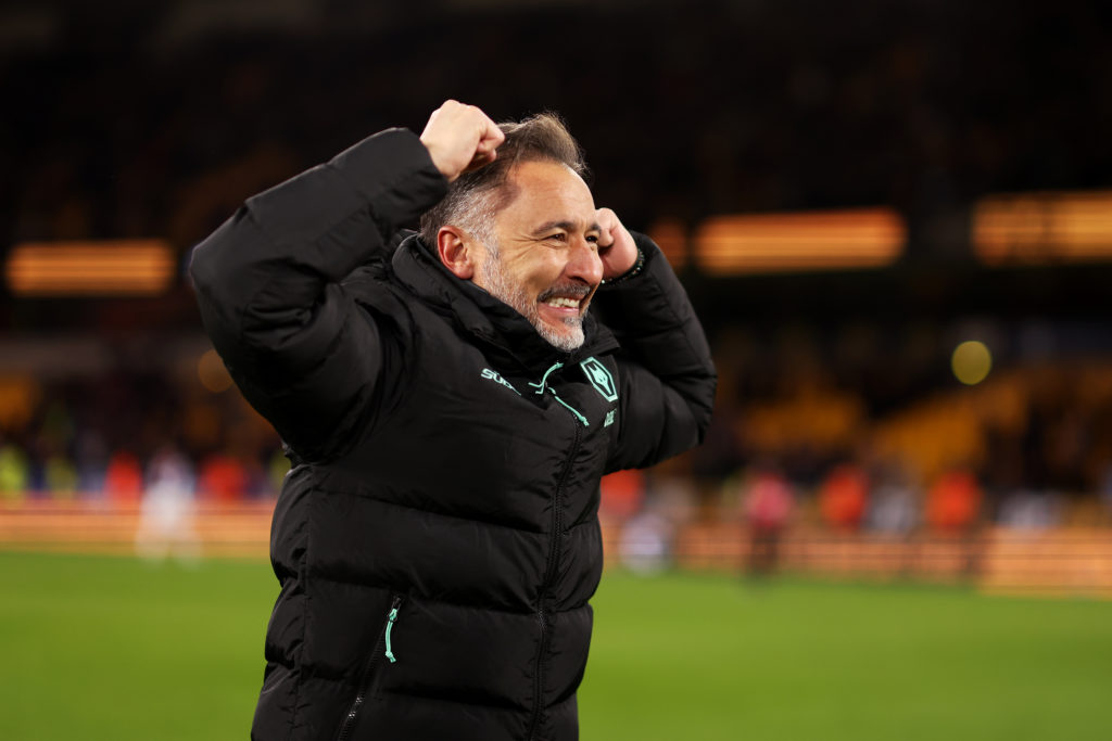 Vitor Pereira celebrating victory.