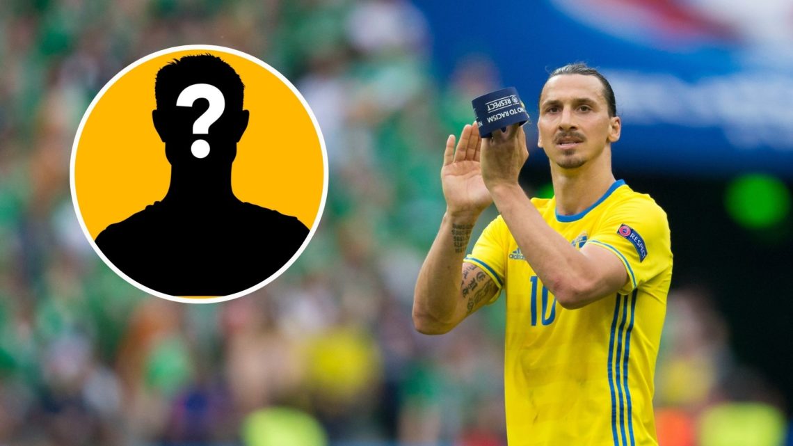 Zlatan Ibrahimovic applauds the fans at full time after the UEFA Euro 2016 Group E match between Republic of Ireland and Sweden at Stade de France....