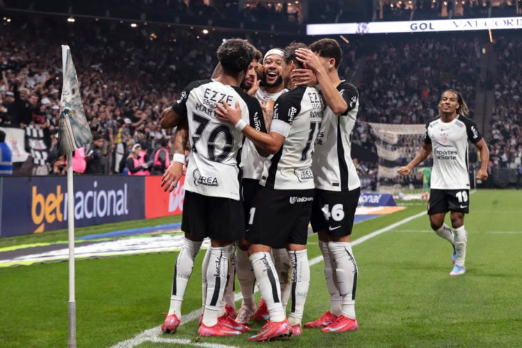 Photo by Riquelve Nata/Sports Press Photo/Getty Images