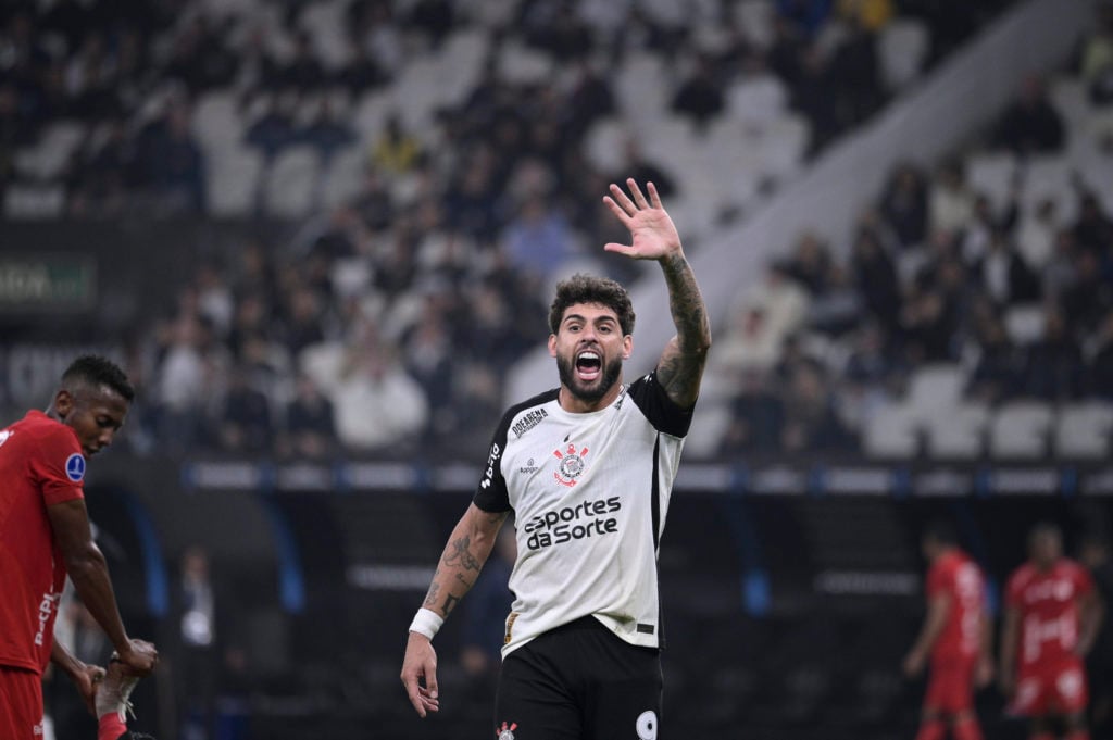 Yuri Alberto playing for Corinthians vs America de Cali in the Copa CONMEBOL Sudamericana