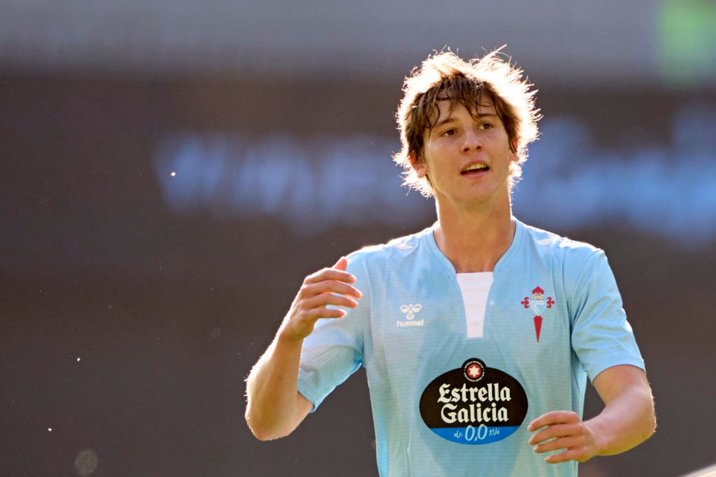 Fer Lopez reacts during Celta Vigo's La Liga match against Villarreal.