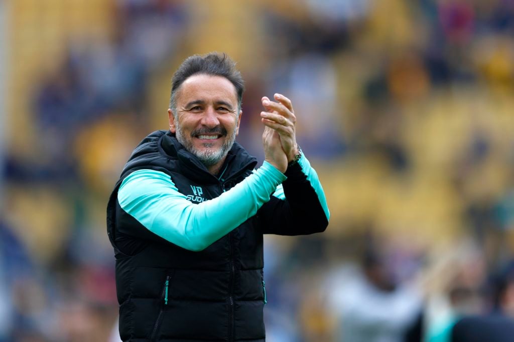 Vitor Pereira applauds the fans following the Premier League match between Wolves and Brentford.