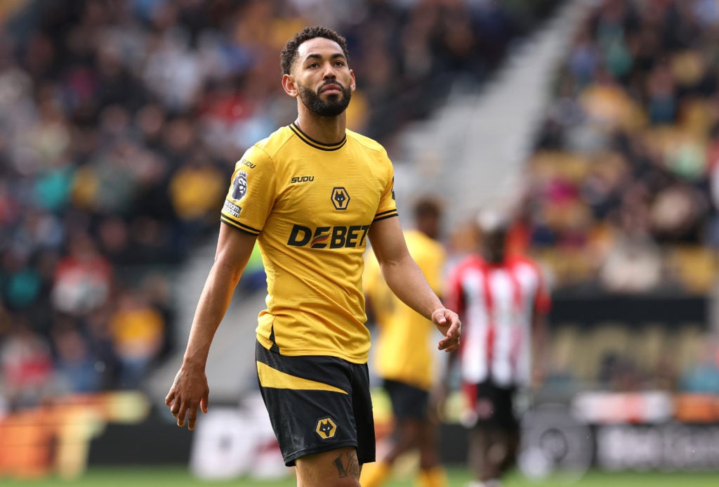 Matheus Cunha playing for Wolves vs Brentford.