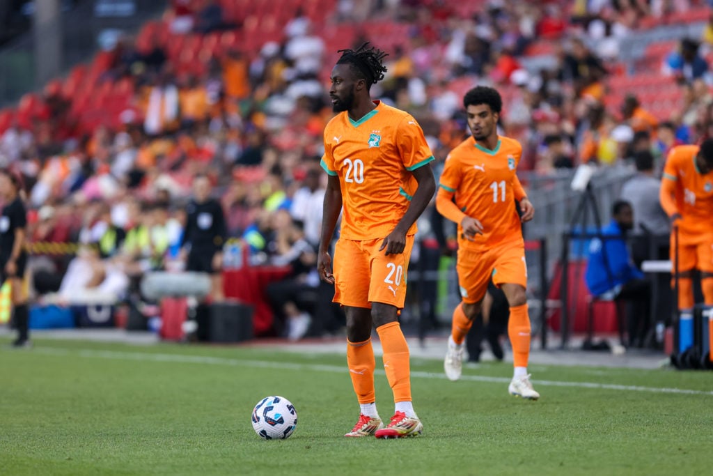 Evann Guessand playing for Ivory Coast