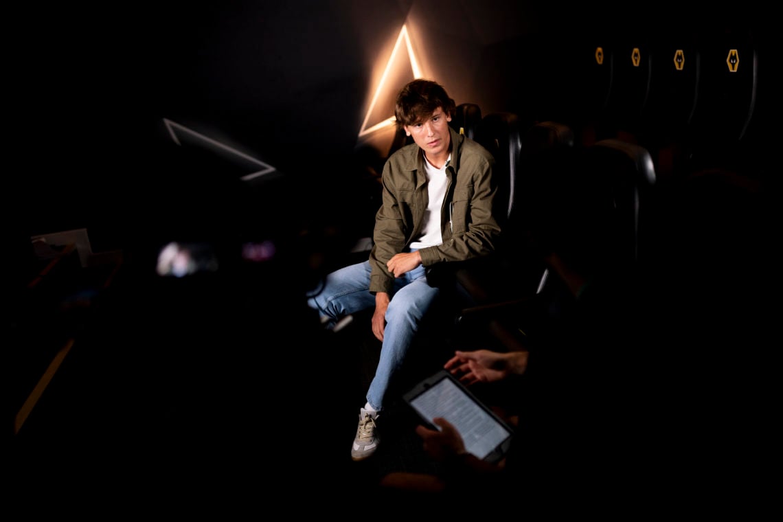 Who is Fer Lopez? Age, Height, Position, Stats & More