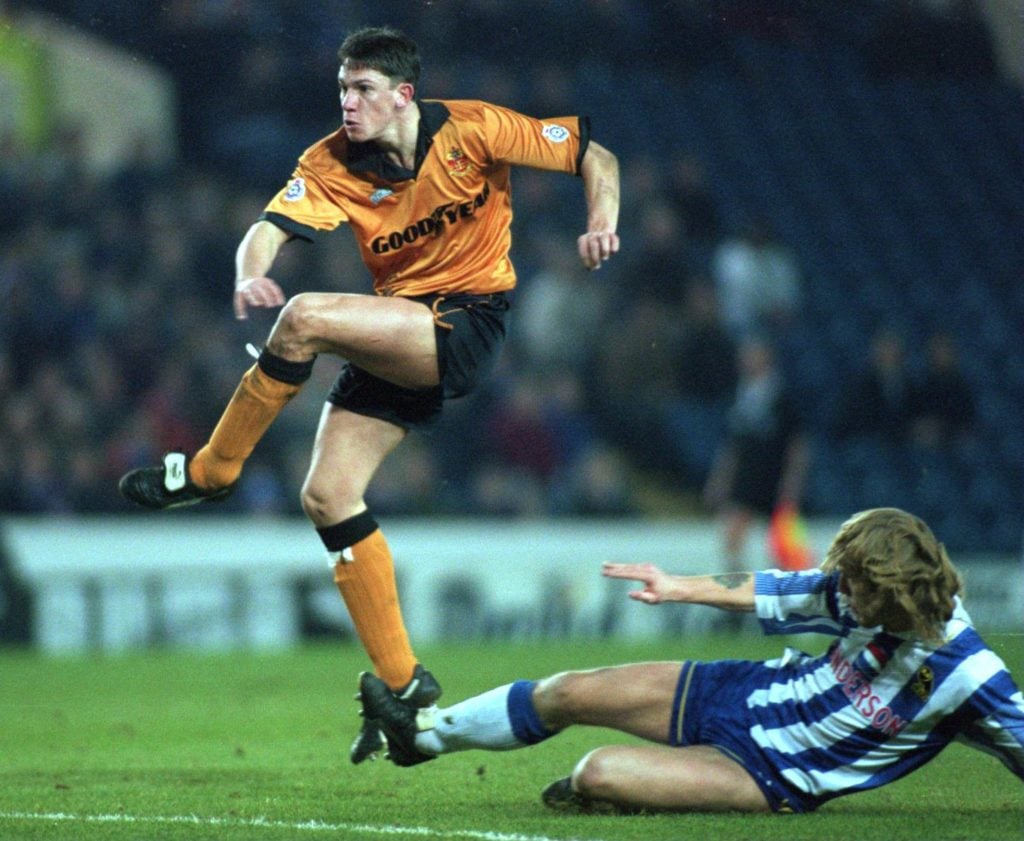 Wolves paying against Sheffield Wednesday, as Lee Mills shoots