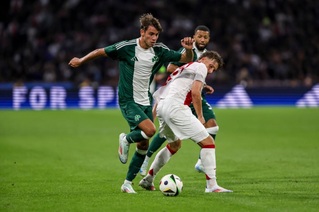 Georgios Vagiannidis playing for Panathinaikos.