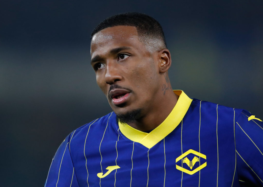 Jackson Tchatchoua playing for Hellas Verona.