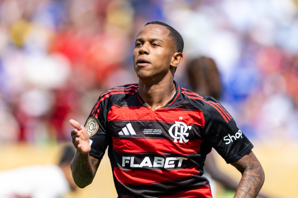 Wallace Yan celebrates after scoring for Flamengo.