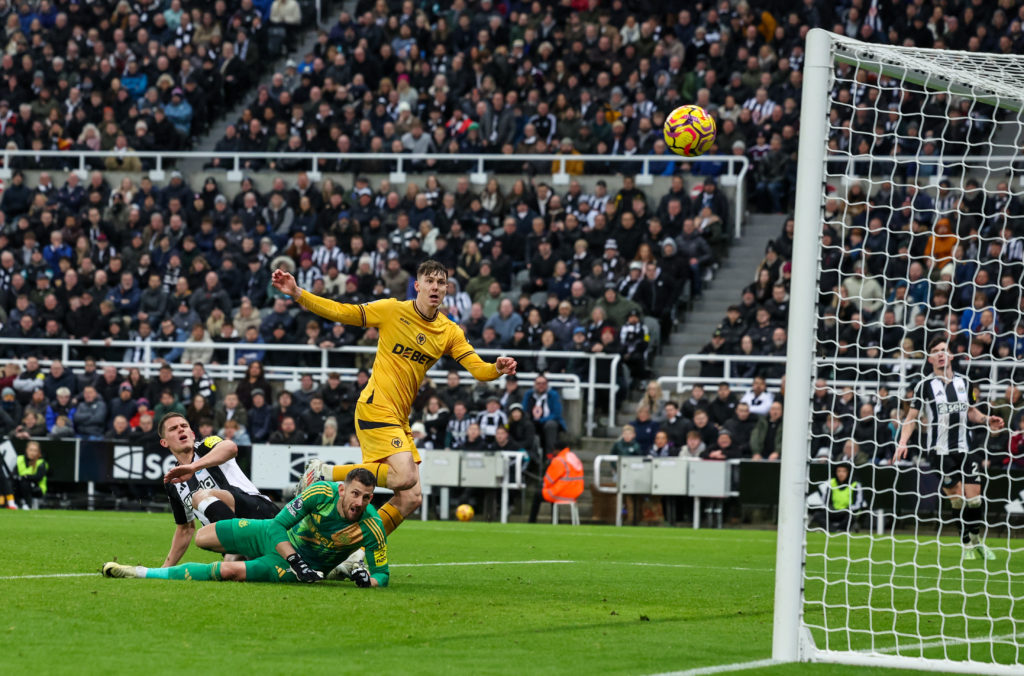 Newcastle United's Martin Dubravka saves the shot from Wolverhampton Wanderers' Jorgen Strand Larsen during the Premier League match between Newcastle United and Wolverhampton Wanderers at St James' Park on January 15, 2025