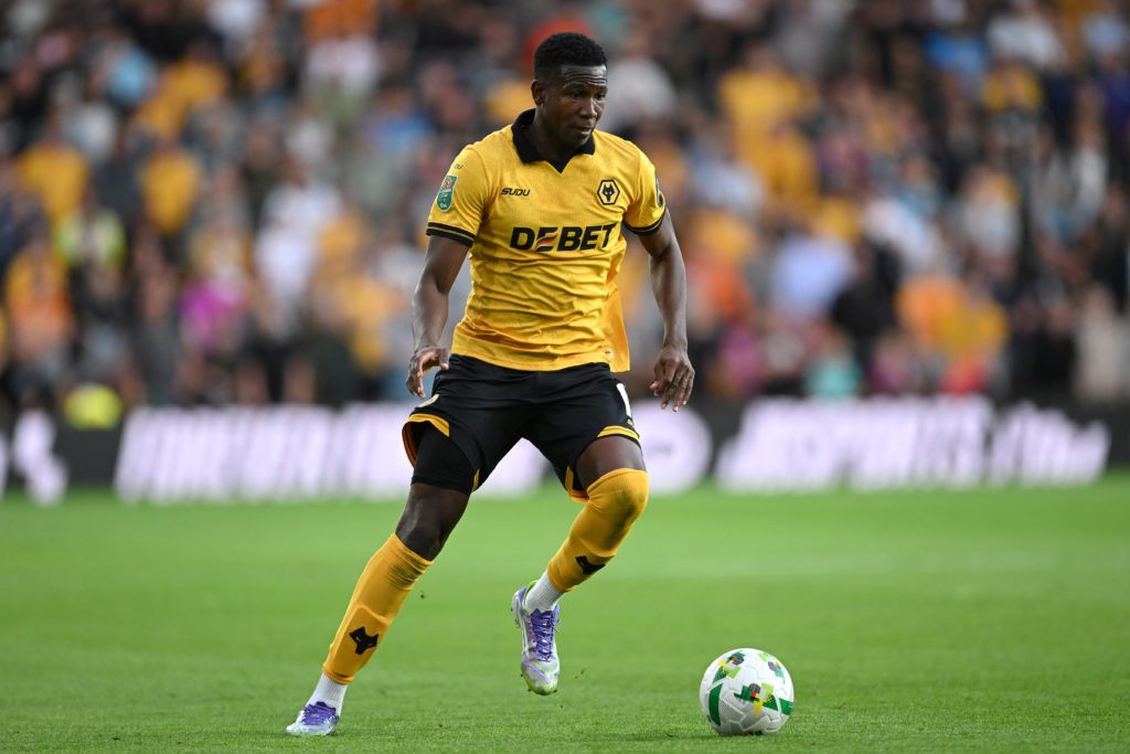 Yerson Mosquera on the ball for Wolves.