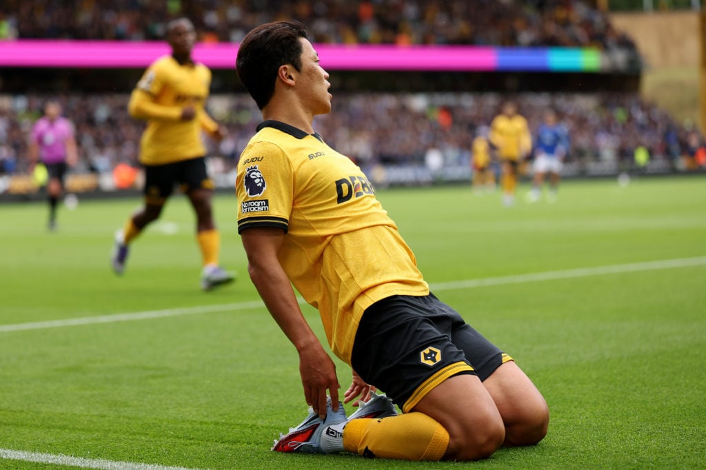 ee Chan Hwang of Wolverhampton Wanderers celebrates scoring his team's first goal during the Premier League match between Wolverhampton Wanderers and Everton at Molineux on August 30, 2025 in Wolverhampton,