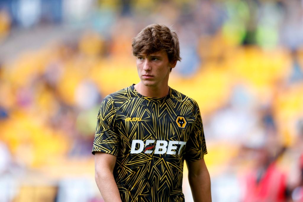 Fer Lopez warming up for Wolves.