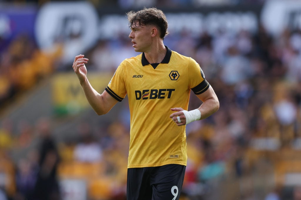Jorgen Strand Larsen playing for Wolves.