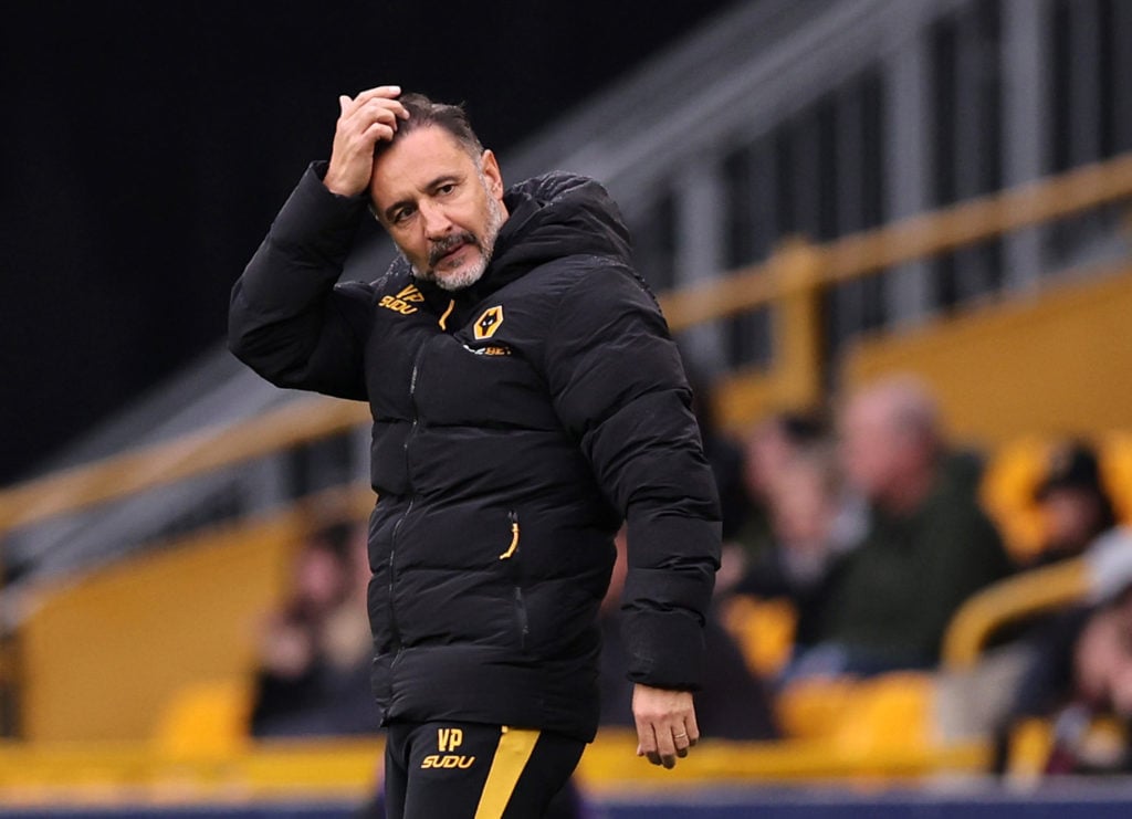 Vitor Pereira scratches his head while managing Wolves.