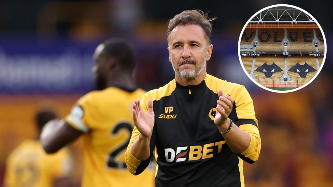 Vitor Pereira applauds the fans.