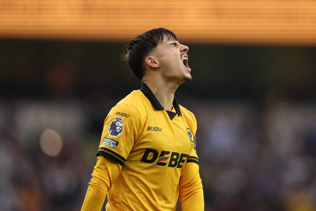 Rodrigo Gomes playing for Wolves.